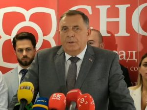 Dodik uporedio Schmidta s Hitlerom: Neće biti izbora u RS - featured image