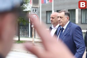 TUŽILAŠTVO BiH SADA JE NA POTEZU: Ovo je policajac Branimir koji je prijetio inspektorima SIPA-e tokom pokušaja hapšenja Milorada Dodika (VIDEO) - content image