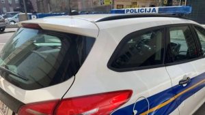 Internet prevara: 70-godišnjak umjesto slušnog aparata dobio zvučnike - content image