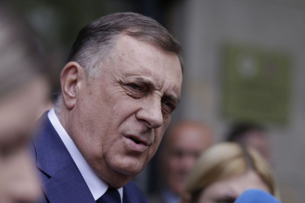 Sve pustolovine Milorada Dodika: Kako je bivši predsjednik RS-a putovao unatoč zabranama? - featured image