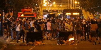 Srbijanski opozicionar Sandulović: Šta je Srbi? Čudite se što Vučić bije vašu djecu? A šutjeli ste za Sarajevo, genocid u Srebrenici… - featured image
