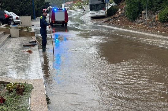 Zastrašujući prizori nevremena u Neumu: Grad pod vodom - featured image