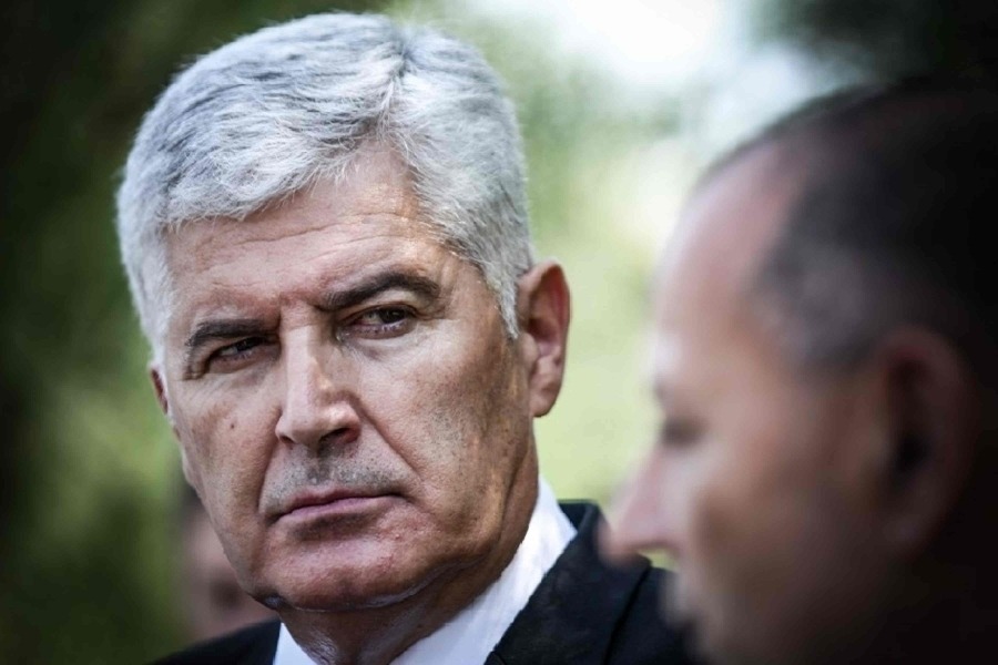 ČOVIĆ SE OSILIO KAO NIKADA DO SADA: Prijeti zbog Travnika, ignoriše diskriminaciju Bošnjaka u Kiseljaku, Stocu, Čapljini, Mostaru… - featured image