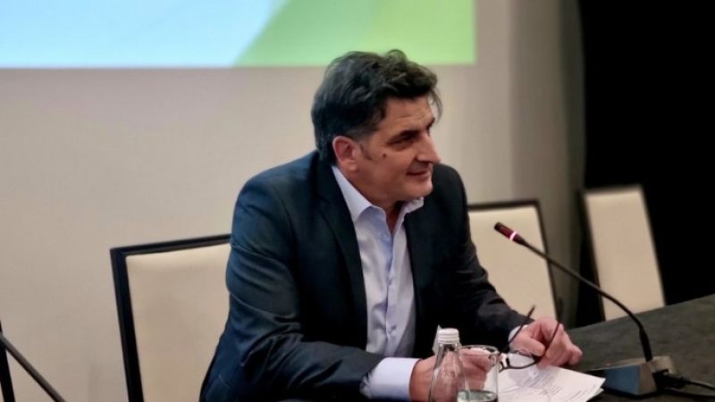 Bagerima ruše Dodika, a ni okrznuli ga nisu! Čak mu i pomažu: Kapidžić se obrušio na Konakovića - featured image