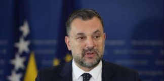 Pogledajte kakvom slikom je Konaković žacnuo Dodika i Izetbegovića: ‘Pred vama je politička penzija…’ - featured image