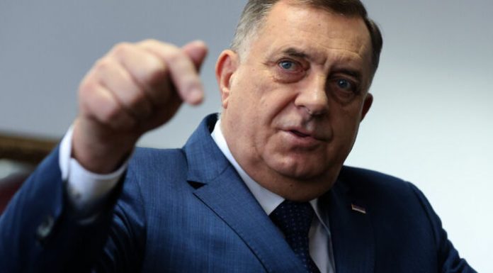 Ajanović ŠOKIRA: “RS se otcijepila! Treba im rat, neko mora zapucati!” - content image