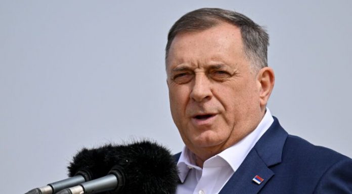 Dodik opet prijeti: Tražit ću od Rusije da stave veto na mandat EUFOR-a u BIH - featured image