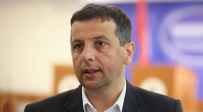 Vukanović tvrdi: Postoji prikriveni dogovor SNSD-a i PDP-a! Razotkrit ćemo sve političke nagodbe - featured image