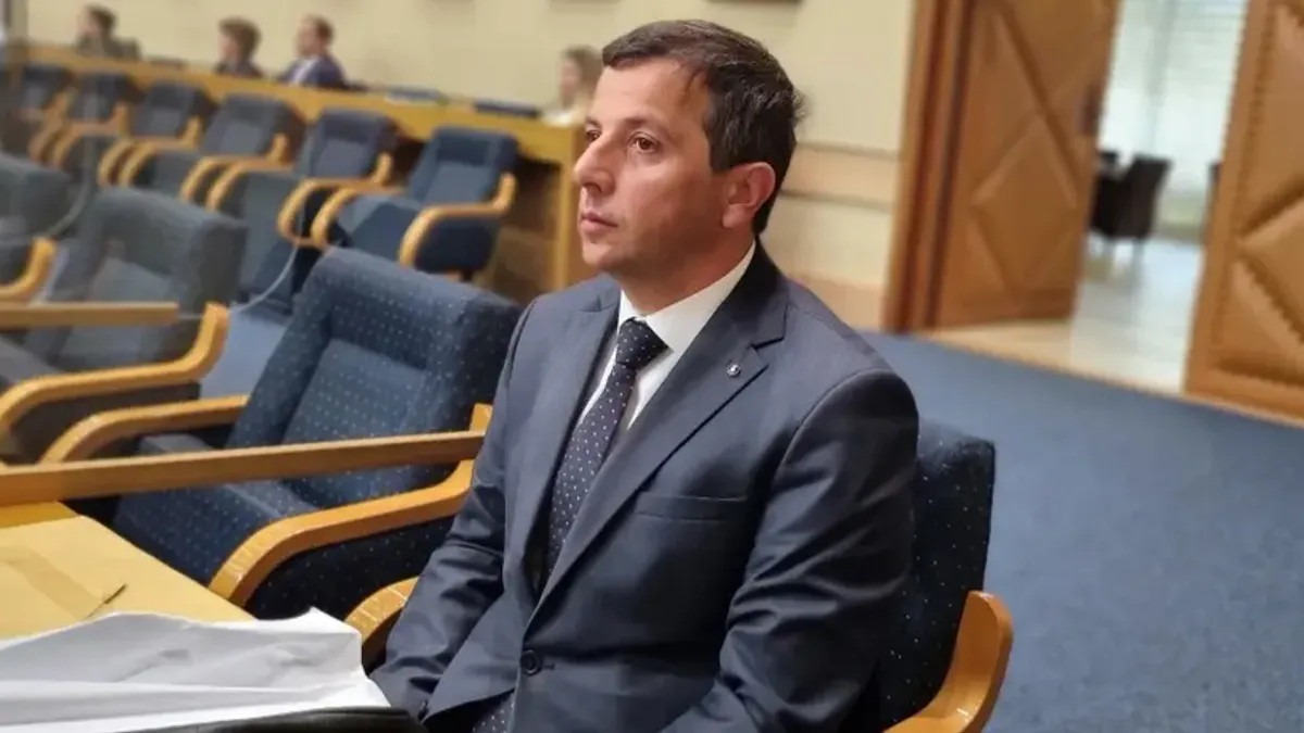 Vukanović: RS ulazi u novu krizu, Dodik je svjestan da krši zakone lažno se predstavljajući - featured image