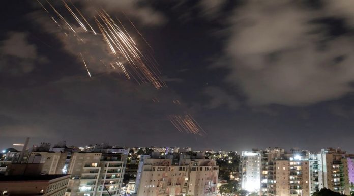 Stari neprijatelj izazvao paniku u Izraelu: Ispaljene rakete prema glavnom gradu - featured image