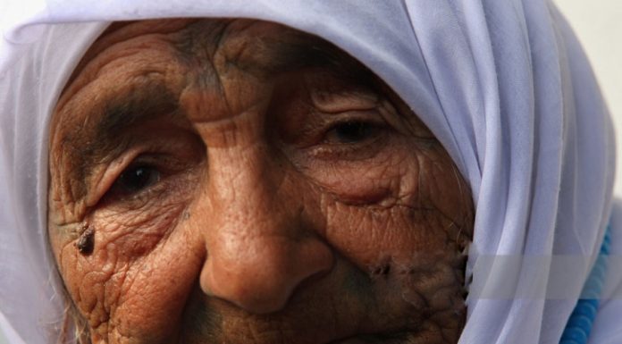 PRIČA O NAJSTARIJOJ PALESTINKI KOJA JE ODBILA GINISOVU KNJIGU REKORDA ZBOG HIDŽABA - featured image