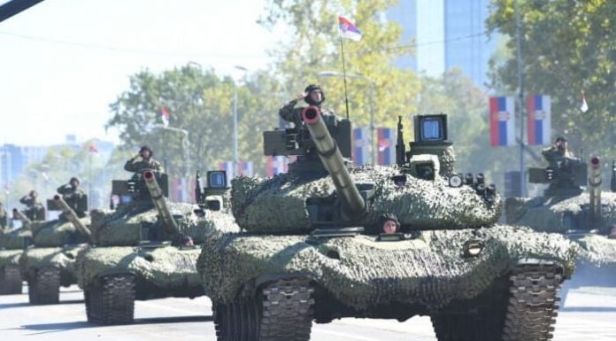 Ni Vučić ni Žandarmerija ih nije uspjela spriječiti: Evo kako su vojnici Srbije pozdravili studente - featured image