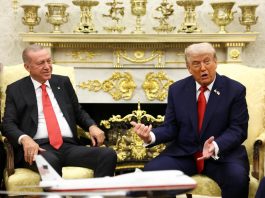 Trump nagovara Erdogana da prestane kupovati rusku naftu: "Ovo je čovjek s jakim stavom" - featured image