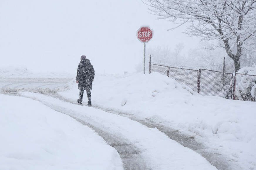 Hladni talas i snježne oluje: Meteorolozi upozoravaju da je pred nama zima kakvu dugo nismo vidjeli - featured image