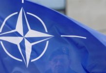 Neidentificirani dronovi sat vremena letjeli oko ključne NATO baze - featured image