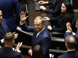 TUSK PRIJETI “Svaki OBJEKAT koji preleti u naš VAZDUŠNI PROSTOR biće OBOREN!” - featured image