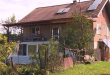 Prkosi bez struje i vode: Povratnici žive uz svijeću, put zimi odsječe selo i po 20 dana - featured image