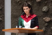 Nizozemskoj zastupnici zabranjen govor zbog palestinske košulje: Vratila se u košulji s motivom lubenice - featured image