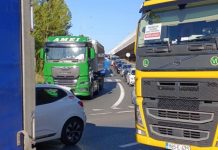 Nastavljene blokade prijevoznika: Zabilježene velike gužve - featured image