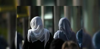 Sramna odluka Austrije: Djevojčice mogu nositi krst, ali ne i hidžab koji je "simbol ugnjetavanja" - featured image