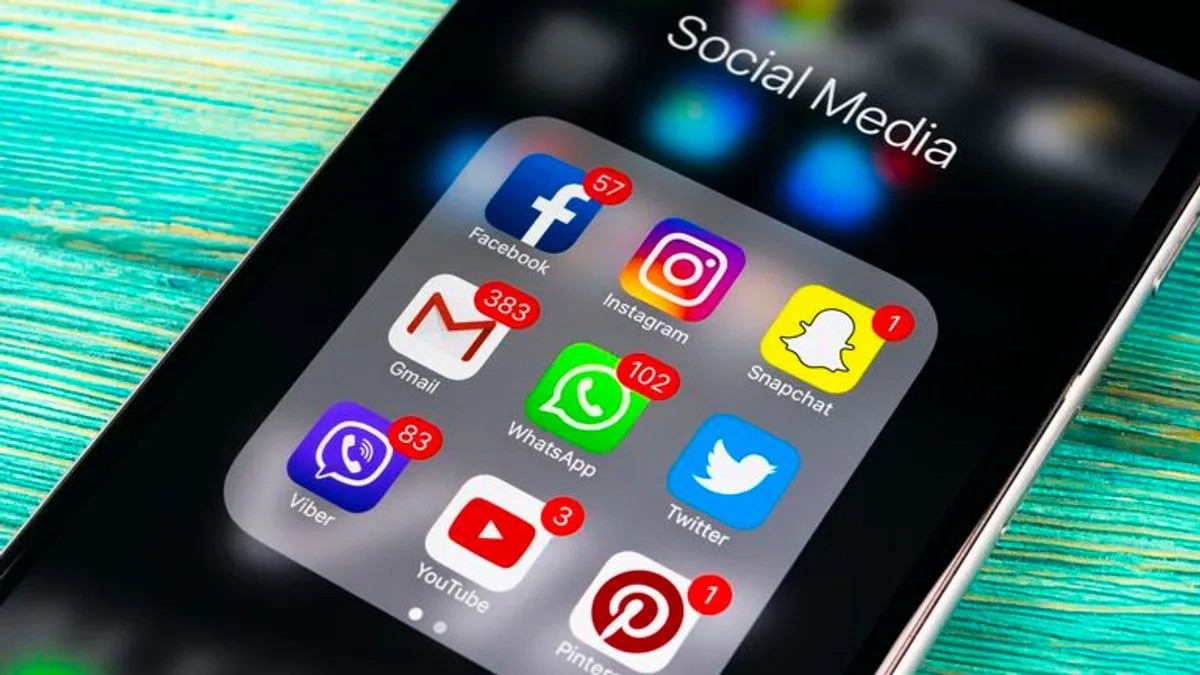 Influenseri u velikom problemu zbog društvenih mreža: Porezni inspektori 'češljaju' njihove račune - featured image