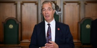 Farage zaprijetio ženama: Ako postanem premijer, deportovat ću ih odakle su došle - featured image
