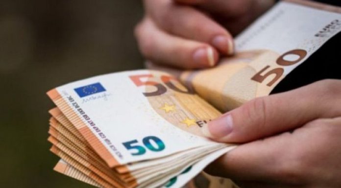 Hiljade građana preko noći ostale bez novca, mislili da ulažu u kriptovalute - featured image