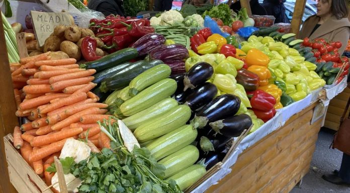 Pijaca ili luksuz? Zašto su cijene voća i povrća veće nego u prodavnicama - featured image