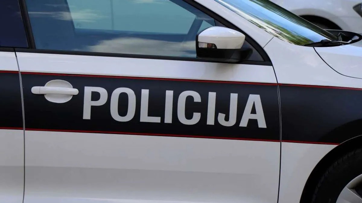 Sramna krađa u Zenici: Provaljeno u džamiju, ukraden novac iz kutije za dobrovoljne priloge - featured image