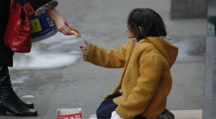 Roditelji iz Tuzle djecu koristili za brakove i prosjačenje, sud im izrekao kazne zatvora zbog trgovine ljudima - featured image