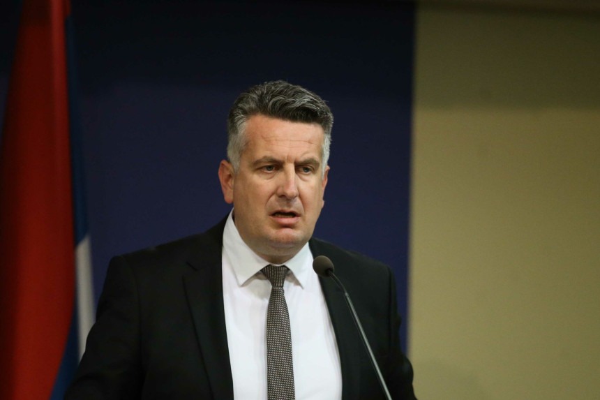 VUKOVIĆ “Dodik ‘ZALEDIO’ novi Ustav Republike Srpske ?! - featured image