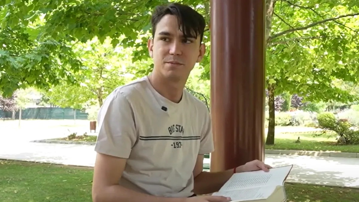Ponos Dobrinje: Kako je Denaj Sijerčić savladao najteži jezik na svijetu - featured image