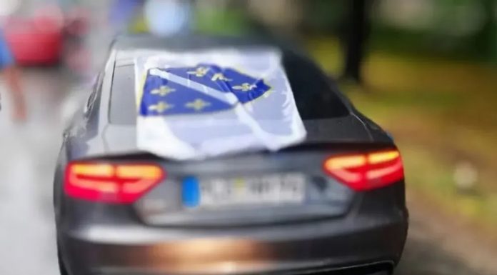Policija u Doboju danas oduzimala zastave s ljiljanima i kažnjavala vozače - featured image