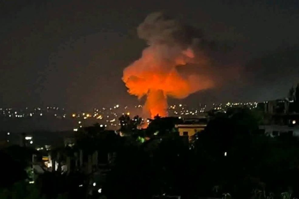 Počinje li novi rat u Afganistanu? Odjekuju eksplozije u Kabulu. Talibani: Napada nas Pakistan - featured image