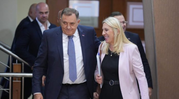 Dodik se na kraju ipak povukao pred državom: Izjave otkrivaju čega se prepao - featured image