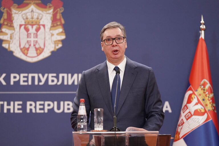 Vučićev vapaj Amerikancima: Molim vas, nemojte nam uvoditi sankcije barem do sredine decembra - featured image Vučićev vapaj Amerikancima: Molim vas, nemojte nam uvoditi sankcije barem do sredine decembra - featured image