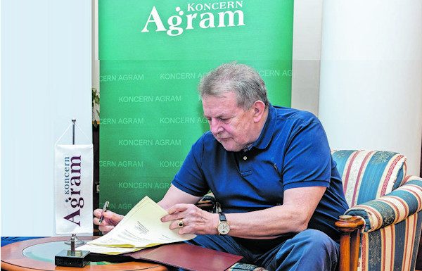 Dubravko Grgić vlasnik Agrama želi platiti prijevoz bošnjačkim učenicima u Stocu: “Ja ovo ne mogu gledati” - featured image