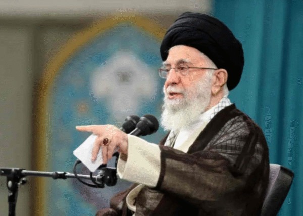 Iranski vrhovni vođa odbacio Trumpovu ponudu za pregovore: “To nije dogovor, to je prisila” - featured image