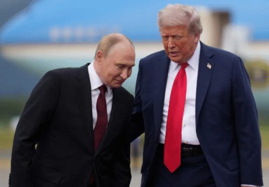 Jedan Putinov poziv promijenio je sve: Novi detalji napetog sastanka Trumpa i Zelenskog u Bijeloj kući - featured image