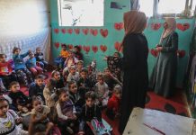 Palestinski nastavnici pretvaraju domove u učionice u Khan Younisu - featured image