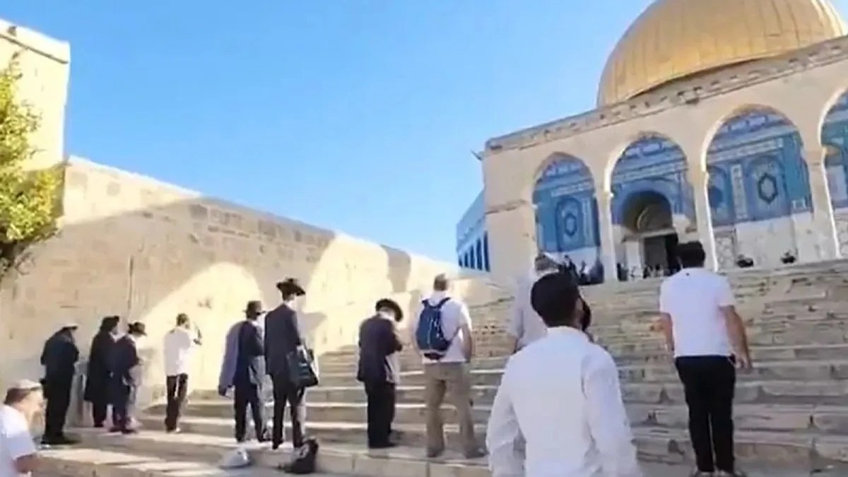 Izraelski doseljenici provocirali u dvorištu jednog od najsvetijih mjesta za muslimane - featured image