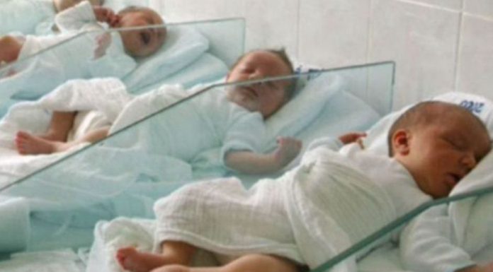 Greška koja je promijenila njihove živote: Slučaj zamjene beba riješen nakon 35 godina - featured image