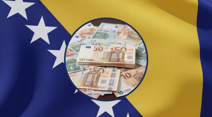 Dijaspora poslala rekordan iznos novca u BiH: Najviše ode na troškove života Dijaspora poslala rekordan iznos novca u BiH: Najviše ode na troškove života - featured image