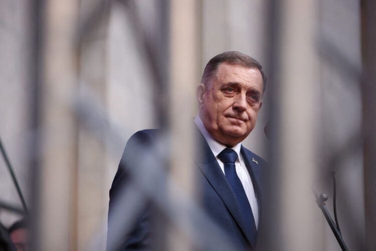 New York Times: Vlada RS-a za lobiranje u Americi izdvajala najmanje 300.000 dolara mjesečno - featured image New York Times: Vlada RS-a za lobiranje u Americi izdvajala najmanje 300.000 dolara mjesečno - featured image