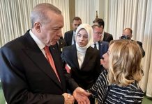 Erdogan “naružio” italijansku premijerku: Moraš prestati pušiti - featured image