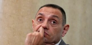 Visoki funkcioner SNSD-a brutalno izvrijeđao Vulina: Srbuješ iz Beograda sa ležaljke pored bazena - featured image