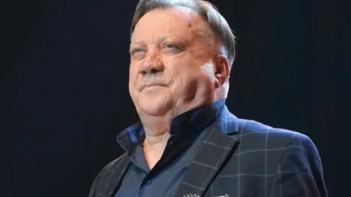 Priča o ogromnom srcu Halida Bešlića: Kad god bi došao, platio bi svima lijekove - featured image