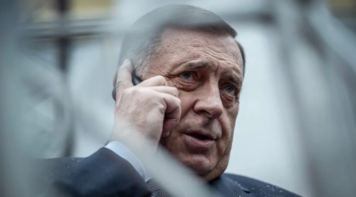 Ustavni sud BiH potvrdio presudu protiv Milorada Dodika i odbacio njegovu žalbu Amerikanci ukidaju sankcije Dodiku i njegovim saradnicima! - featured image
