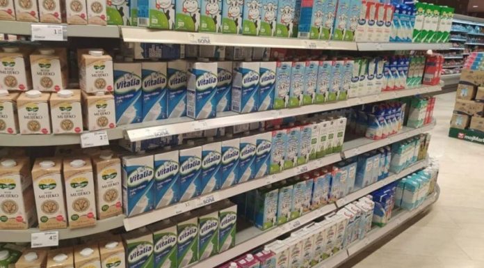 Litar ide na 3 KM?! Očekuje nas novo poskupljenje mlijeka Litar ide na 3 KM?! Očekuje nas novo poskupljenje mlijeka - featured image