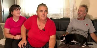 Porodica Dubravac za 1 marku prodaje polovnu odjeću da bi imali za komad hljeba - featured image